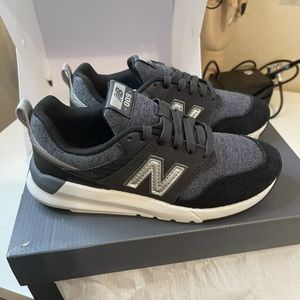 New balance 009 walking shoes